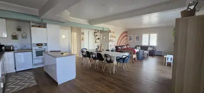 Cuisine ou kitchenette dans l'établissement La tribu des petits mouss' - 14 pers max