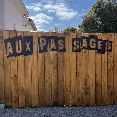 Aux Pas Sages