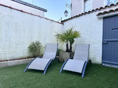 Jardin de l'établissement Maison spacieuse près de la Loire