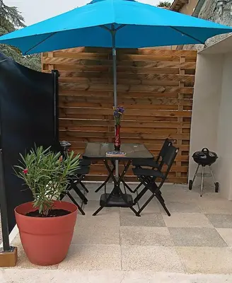 Terrasse ou espace extérieur de l'établissement Gite bleu