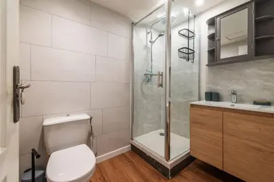 Salle de bains dans l'établissement L'Evain - 800m centre - 850m gare