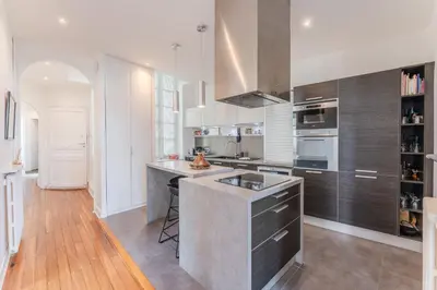 Cuisine ou kitchenette dans l'établissement Hélios - Élégant appartement de 115 m² à Nantes