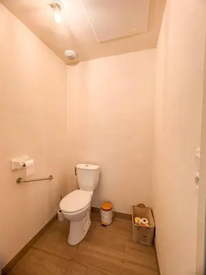 Salle de bains dans l'établissement Maison 5-6 personnes -15 min du Parc - Parking -by R&G