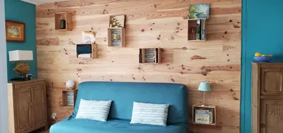 Coin salon dans l'établissement Bord de mer et forêt