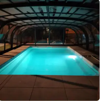 Piscine de l'établissement VILLA 1900 Bord de mer piscine SPA Nordique ou située à proximité