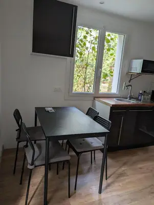 Cuisine ou kitchenette dans l'établissement Cottage near Clisson