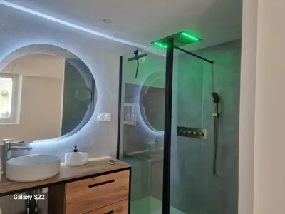 Salle de bains dans l'établissement AfterClose