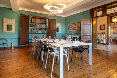 Bibliothèque dans le B&B/chambre d'hôtes