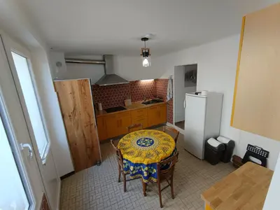 Cuisine ou kitchenette dans l'établissement Aux lits de la loire