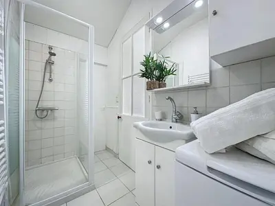 Salle de bains dans l'établissement Holiday Home Les Coquillages by Interhome