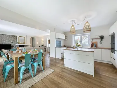 Cuisine ou kitchenette dans l'établissement Holiday Home La Nero by Interhome