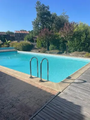 Piscine de l'établissement Gite El Camino ou située à proximité