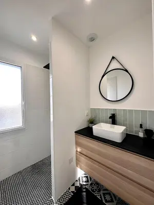Salle de bains dans l'établissement La Villana