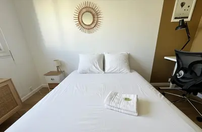 Un ou plusieurs lits dans un hébergement de l'établissement Wattignies 4 people TV and WiFi