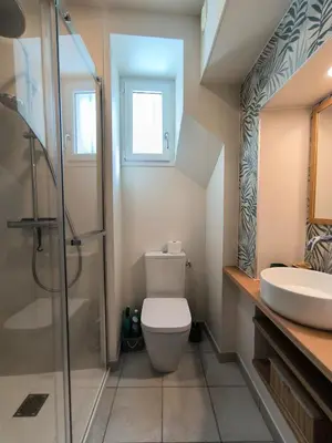 Salle de bains dans l'établissement Appartement à deux pas du Vieux Port, 1 chambre, terrasse
