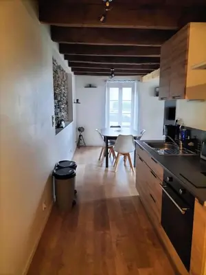 Cuisine ou kitchenette dans l'établissement Escapade nature à Langon logement rénové