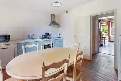 Cuisine ou kitchenette dans l'établissement Le Gaumier