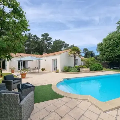 Maison à Saint-Jean-de-Monts avec piscine et WiFi
