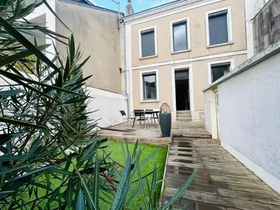 Jardin de l'établissement Casa Volney