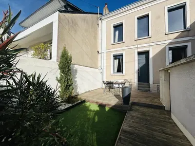 Jardin de l'établissement Casa Volney