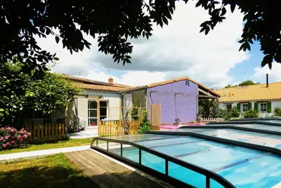 Piscine de l'établissement Au Bal des Oiseaux ou située à proximité