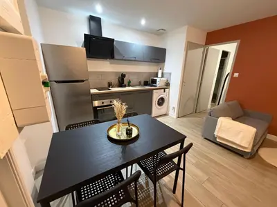 Cuisine ou kitchenette dans l'établissement Comme chez soi