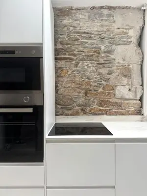 Cuisine ou kitchenette dans l'établissement Appartement de charme - hyper centre avec parking privé