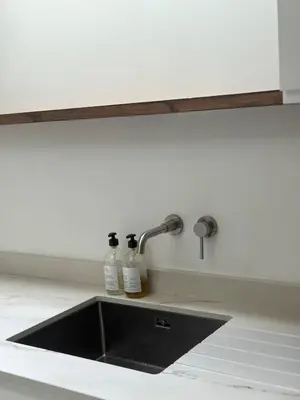 Cuisine ou kitchenette dans l'établissement Appartement de charme - hyper centre avec parking privé