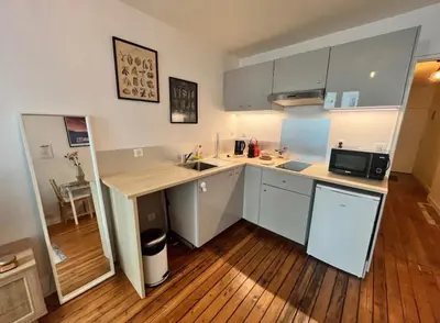 Cuisine ou kitchenette dans l'établissement Pilori 2 pers, separate bedroom, Tv wifi