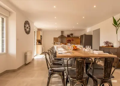 Plan de l'établissement Gîte groupe 21 pers - Idéal Famille Amis Pro - Atelier ludique - Espace réceptiion séminaire - 30 mn PuyduFou