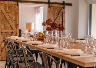 Boissons dans l'établissement Gîte groupe 21 pers - Idéal Famille Amis Pro - Atelier ludique - Espace réceptiion séminaire - 30 mn PuyduFou