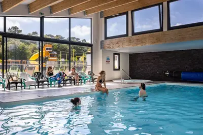 Piscine de l'établissement Camping la Prairie ou située à proximité