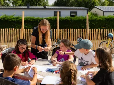 Clients de l'établissement Spacieux Mobil-home 40m² avec terrasse - API-1-52-1094