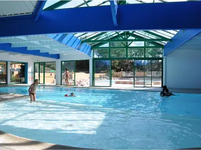 Piscine de l'établissement Appartement 28m² avec Terrasse et Cuisine Équipée - API-1-52-1157 ou située à proximité