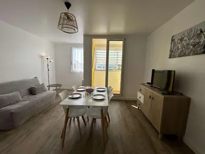 Télévision ou salle de divertissement dans l'établissement SH110-066 - Appart 2 pièces 4 couchages SAINT HILAIRE DE RIEZ