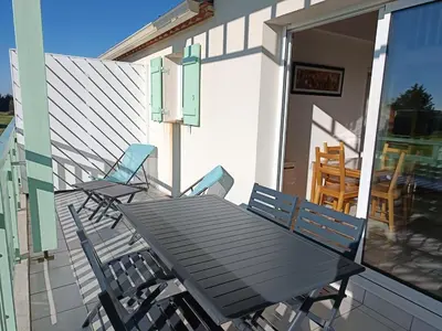 Balcon ou terrasse dans l'établissement L'Orée du Golf - Balcon & Parking
