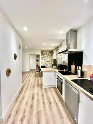 Cuisine ou kitchenette dans l'établissement Le cours Saint Pierre cœur de Nantes