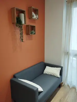 Coin salon dans l'établissement Studio cœur de ville