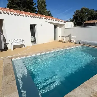 Maison neuve avec piscine privative entre mer et forêt - FR-1-323-592