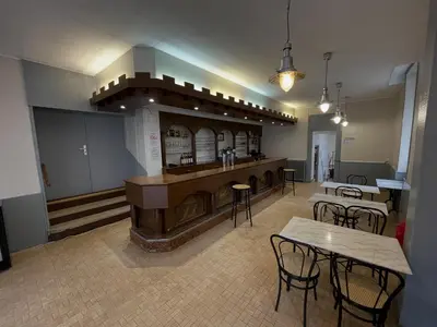 Restaurant ou autre lieu de restauration dans l'établissement Le grand cerf Blain