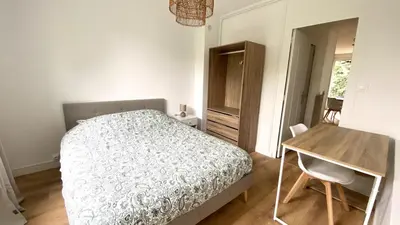 Un ou plusieurs lits dans un hébergement de l'établissement T2 refait à neuf Quartier Chantenay avec Parking