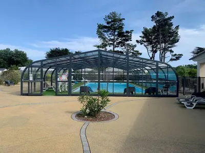 Piscine de l'établissement Le parc des roselieres 54 Saint Hilaire de Riez ou située à proximité