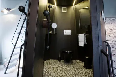 Salle de bains dans l'établissement Sur les pas de Jules Verne
