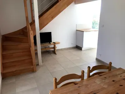 Télévision ou salle de divertissement dans l'établissement les gites de la menie