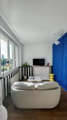 Télévision ou salle de divertissement dans l'établissement Le Mondrian - Vue sur Erdre - Proche Gare-Tram