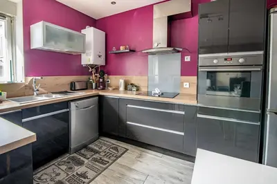 Cuisine ou kitchenette dans l'établissement Le Vincennes, simple et atypique !