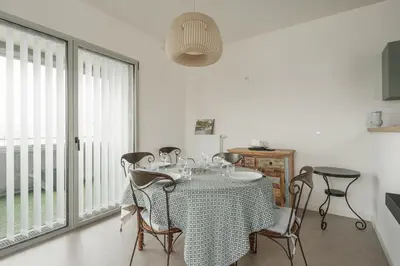 Plan de l'établissement Bel Appartement 80m2 - 2 Parkings - Ile de Nantes