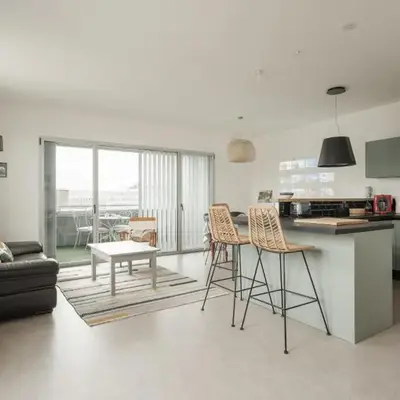 Bel Appartement 80m2 - 2 Parkings - Ile de Nantes