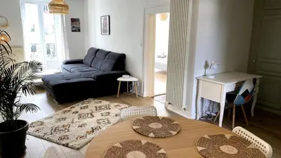 Coin salon dans l'établissement T2 Île de Nantes proche CHU avec Parking