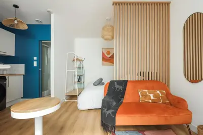 Cuisine ou kitchenette dans l'établissement Studio paisible au coeur de Nantes